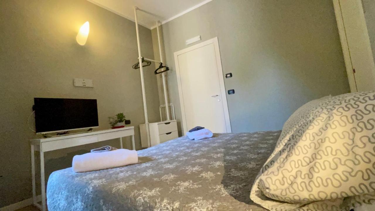 B&B Aurora Bergamo Exteriör bild