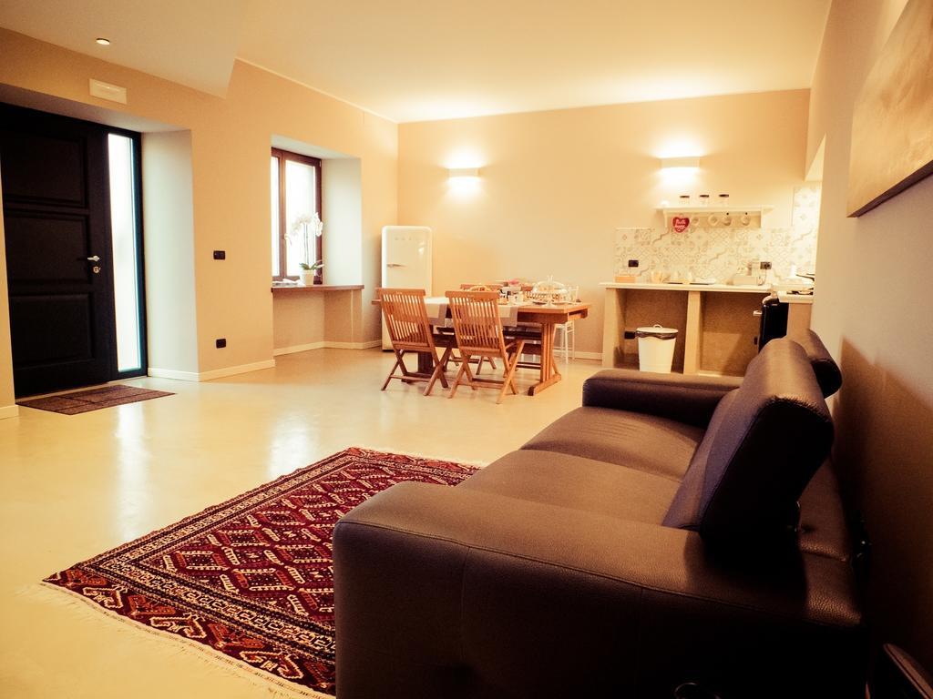 B&B Aurora Bergamo Exteriör bild